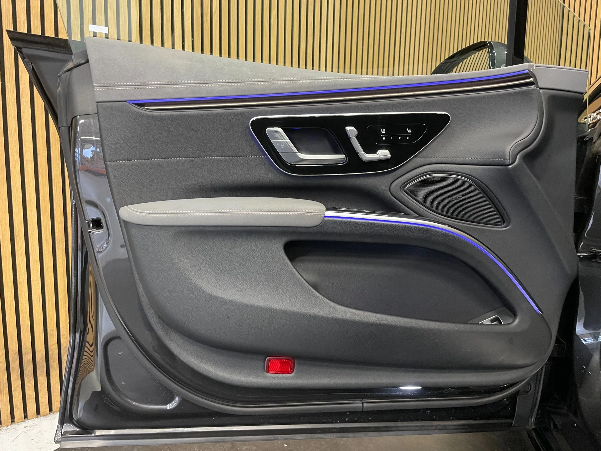 Hoofdafbeelding Mercedes-Benz EQS