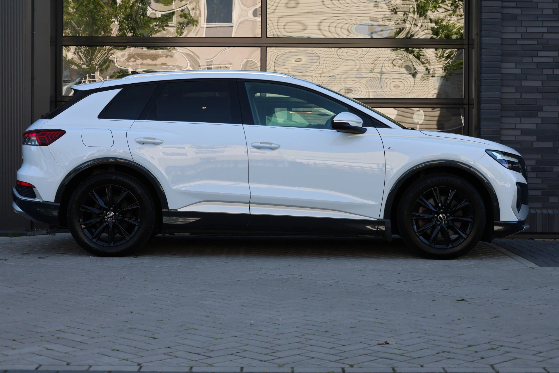 Hoofdafbeelding Audi Q4 e-tron