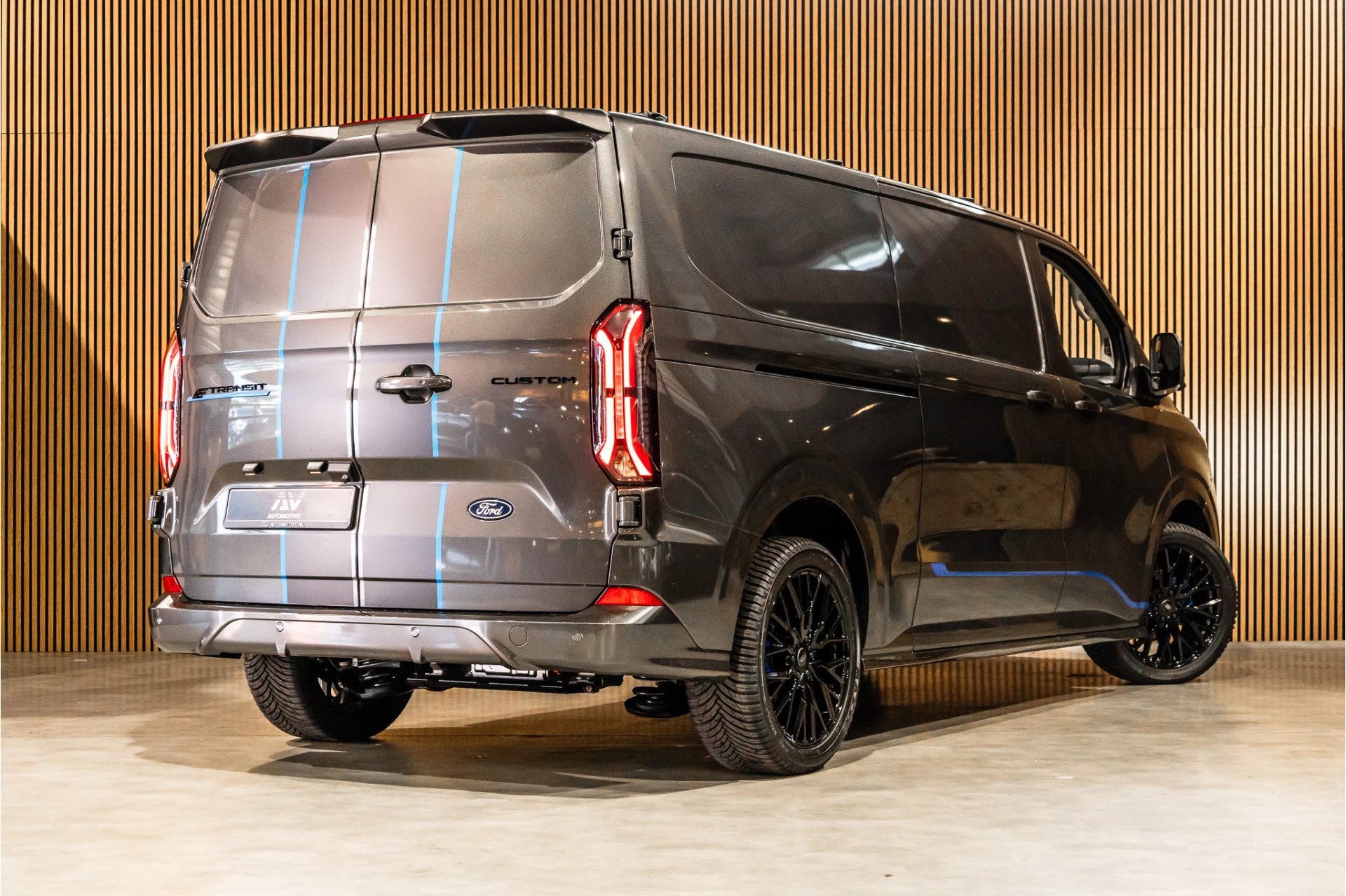 Hoofdafbeelding Ford E-Transit Custom