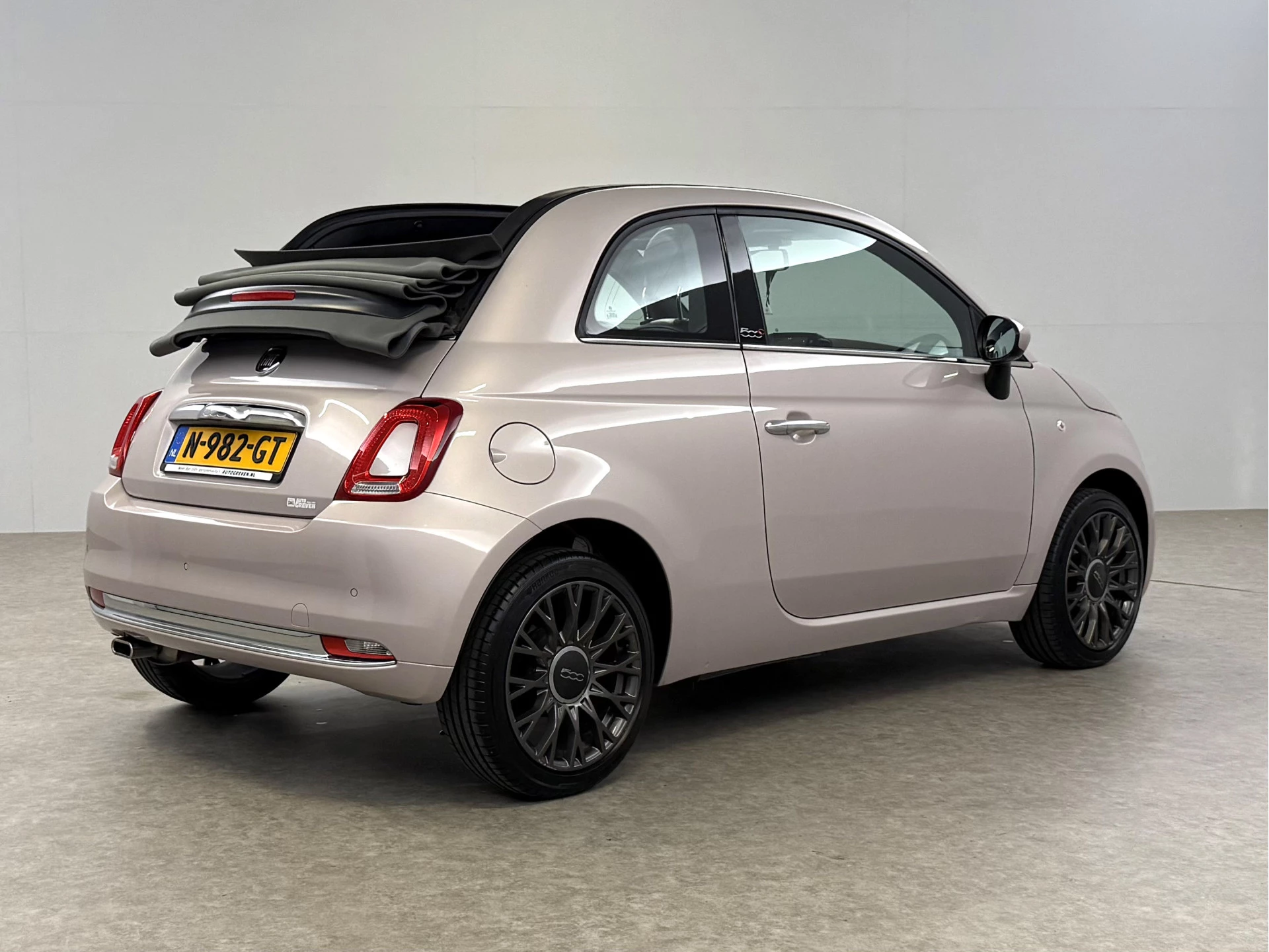 Hoofdafbeelding Fiat 500C