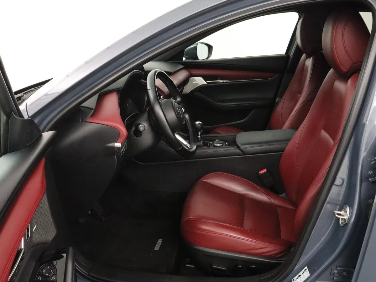 Hoofdafbeelding Mazda 3