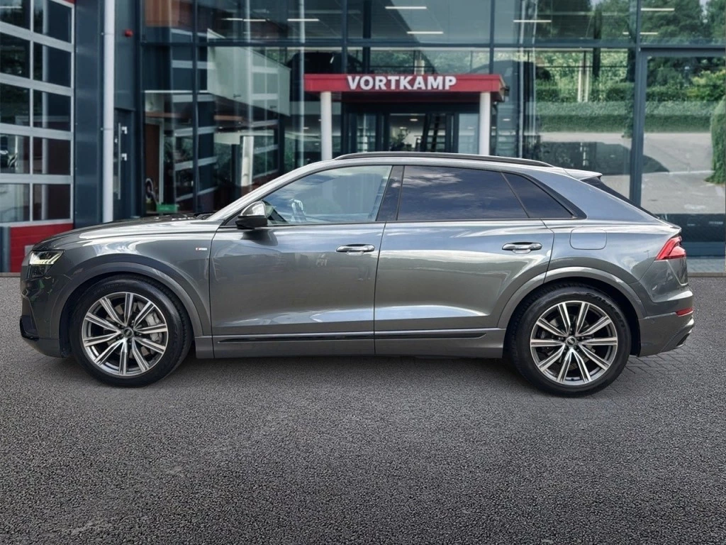 Hoofdafbeelding Audi Q8