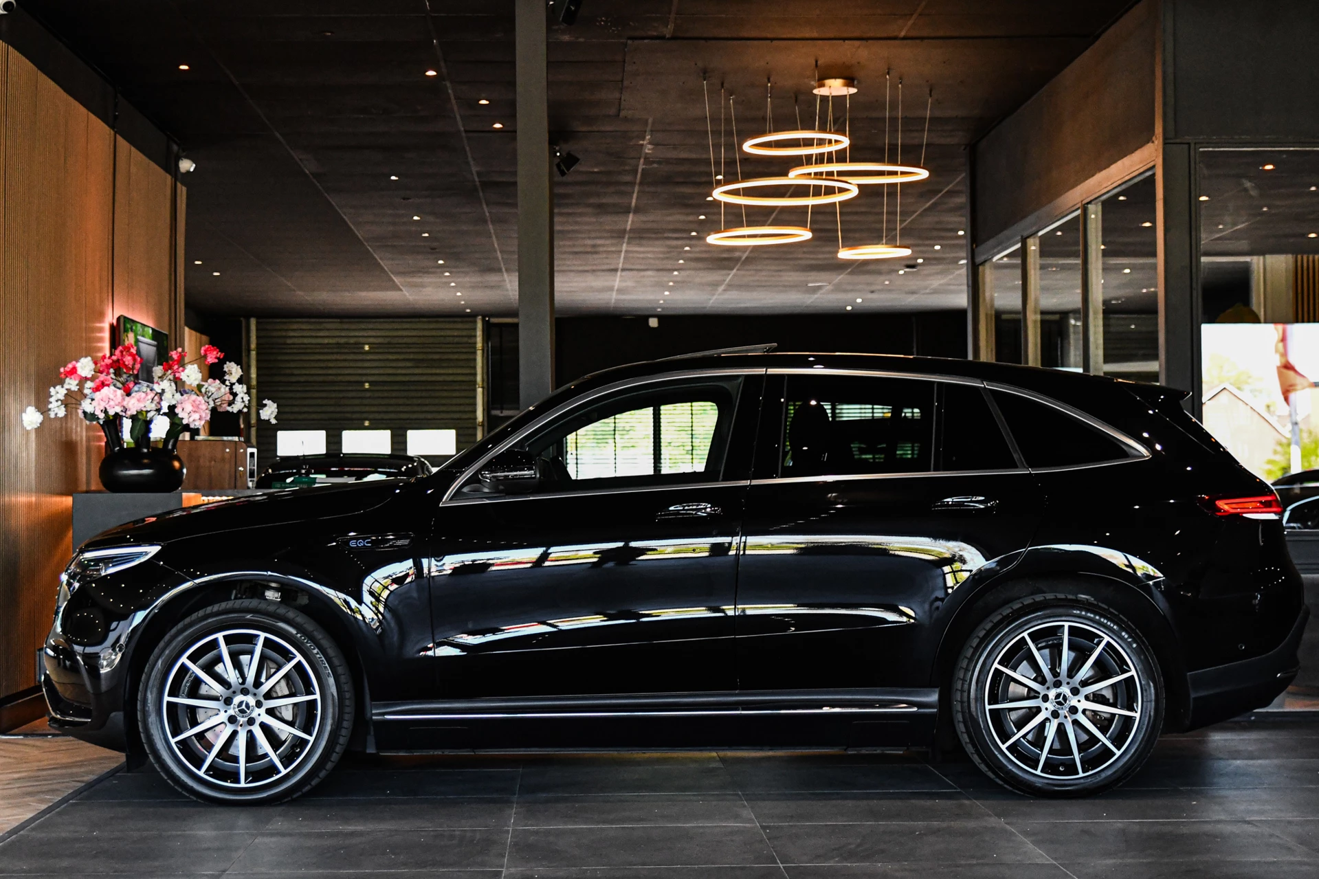 Hoofdafbeelding Mercedes-Benz EQC