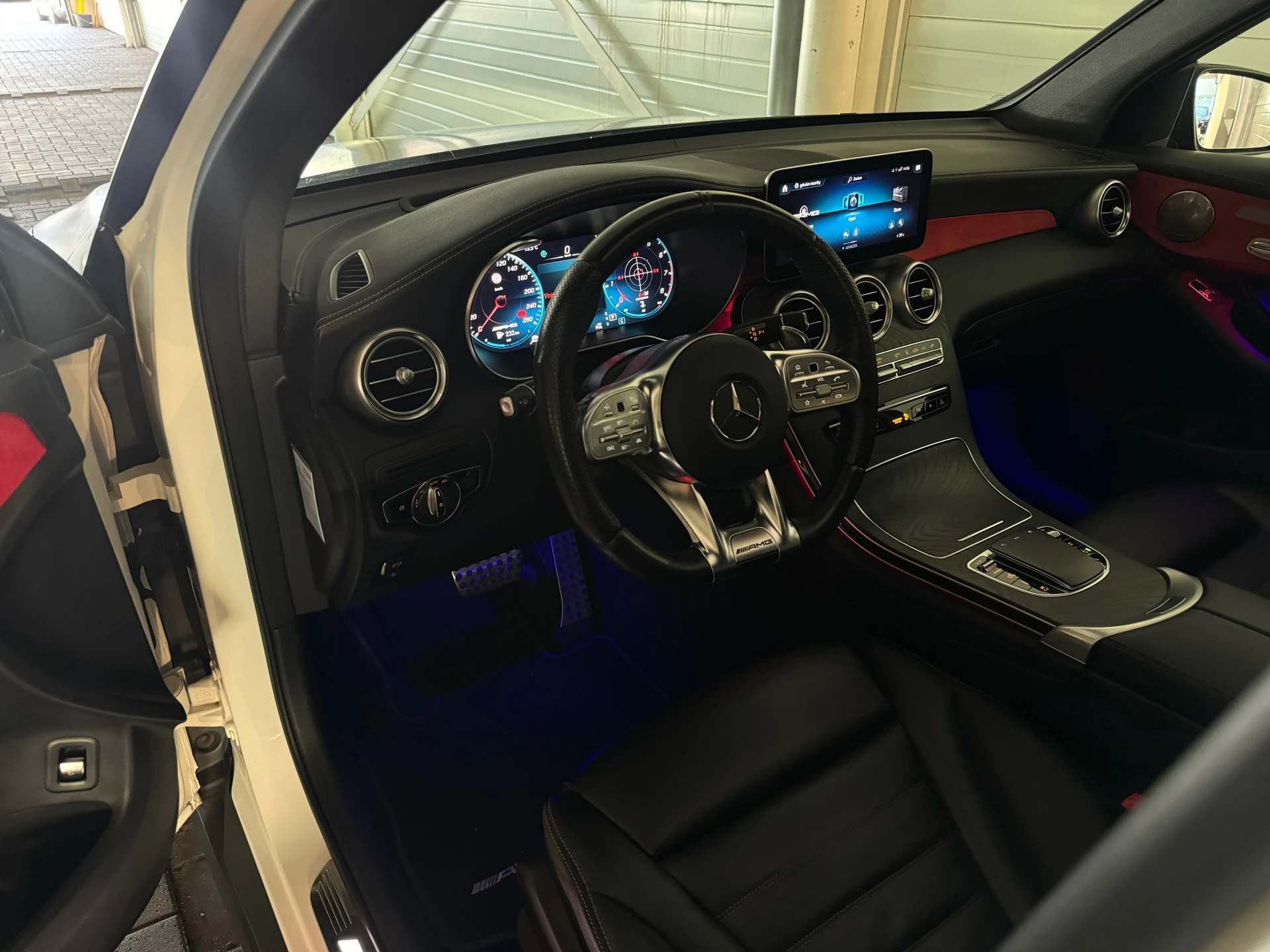 Hoofdafbeelding Mercedes-Benz GLC