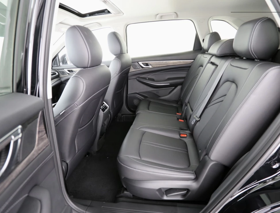 Hoofdafbeelding DFSK E5 PHEV