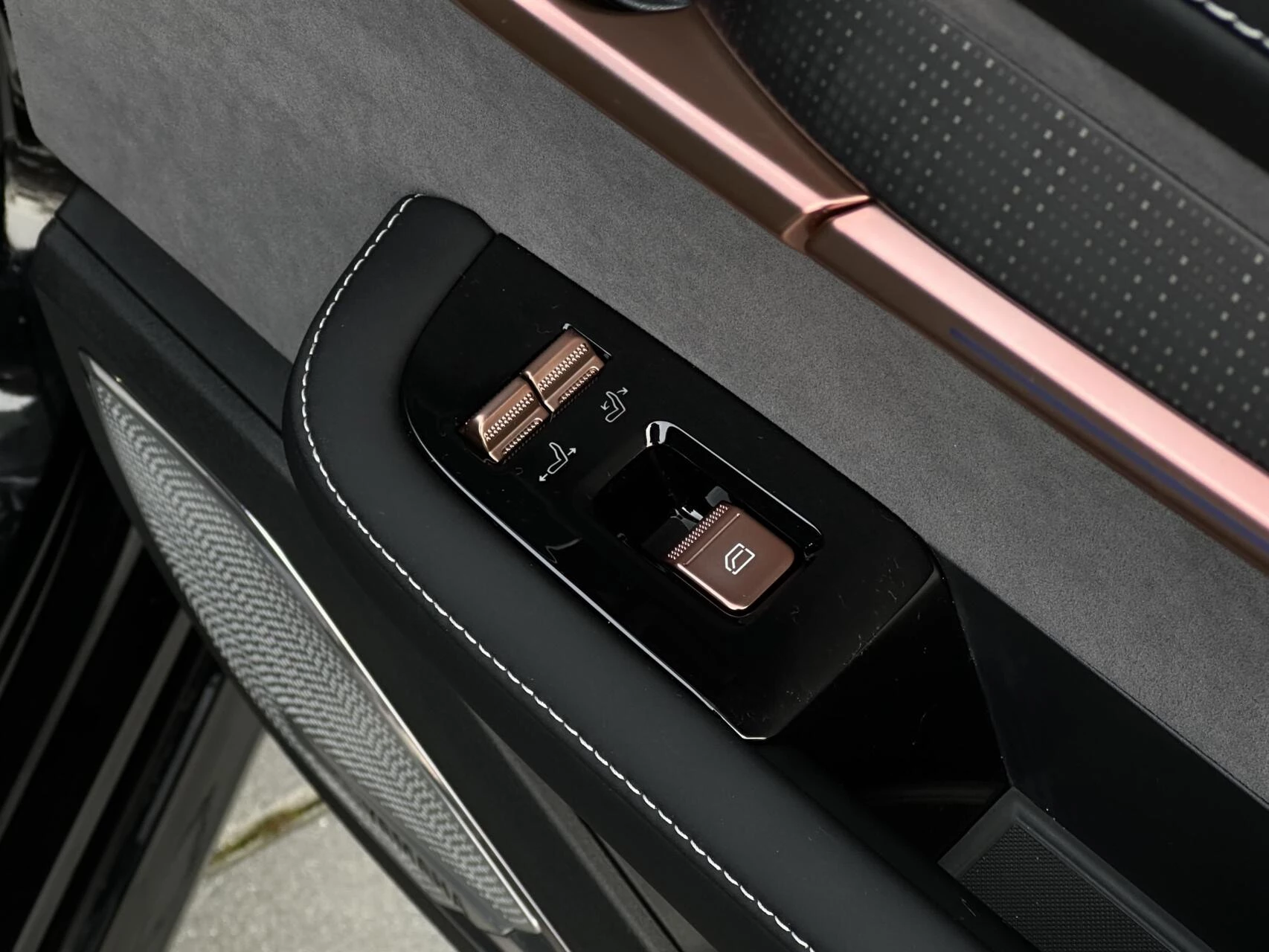 Hoofdafbeelding Zeekr 001