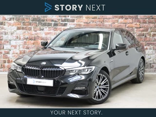 BMW 3 Serie Sedan 330e High Executive M Sport Pakket Automaat / Navigatie Professional / Head-Up Display / Cruise Control / Stoelverwarming / Parkeersensoren voor+achter / DAB / Bluethooth / Climate Control / Sportstoelen / Leder / Lichtpakket