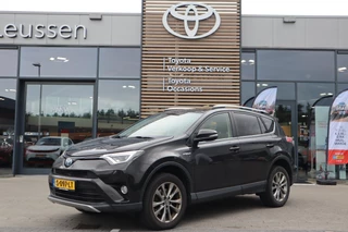 Toyota RAV4 2.5 HYBRID STYLE STOELVERW. AFN-TREKHAAK P-SENSOREN CLIMA KEYLESS AD-CRUISE EL-ACHTERKLEP