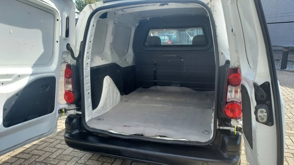 Hoofdafbeelding Peugeot Partner