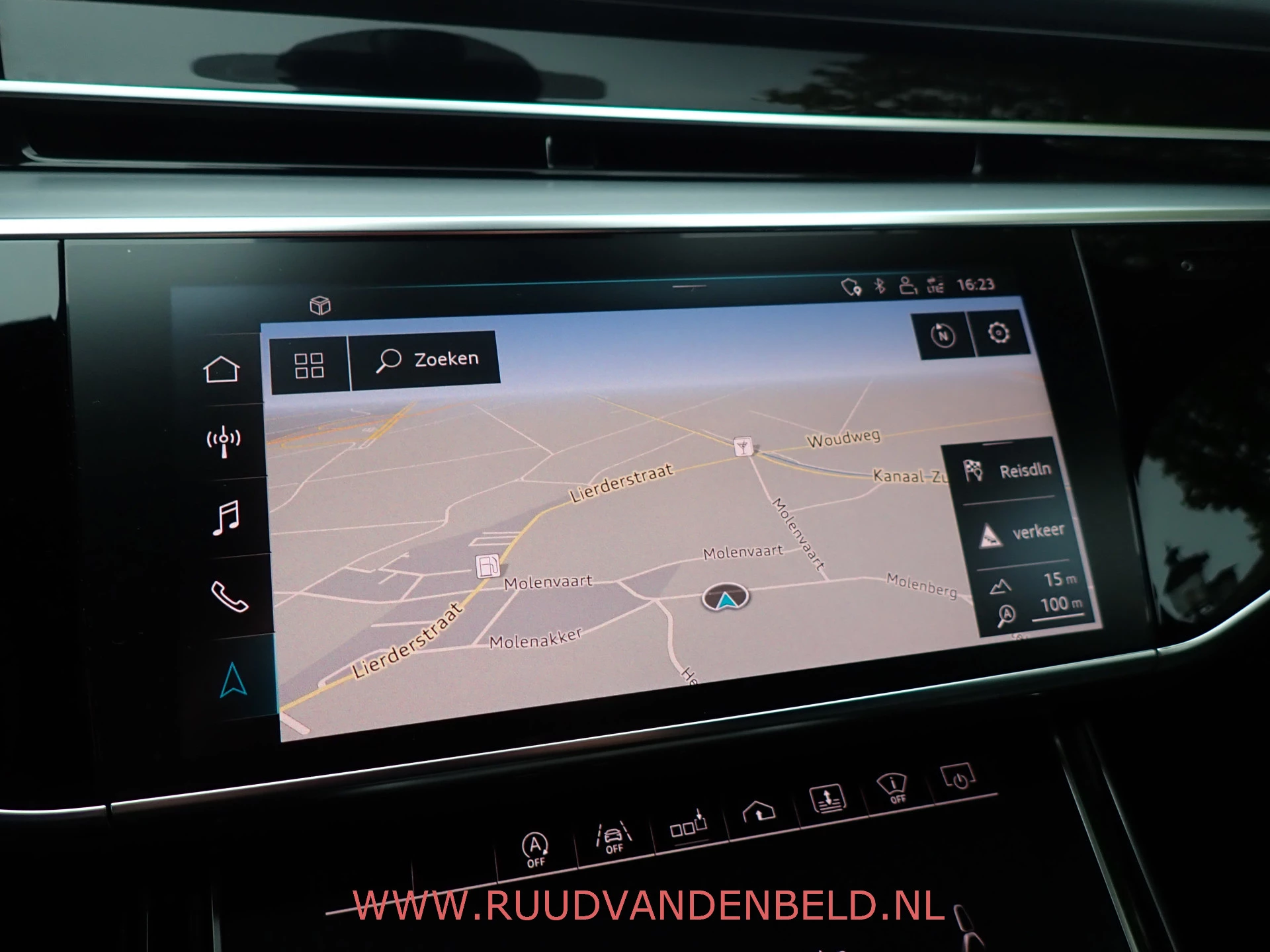 Hoofdafbeelding Audi A8