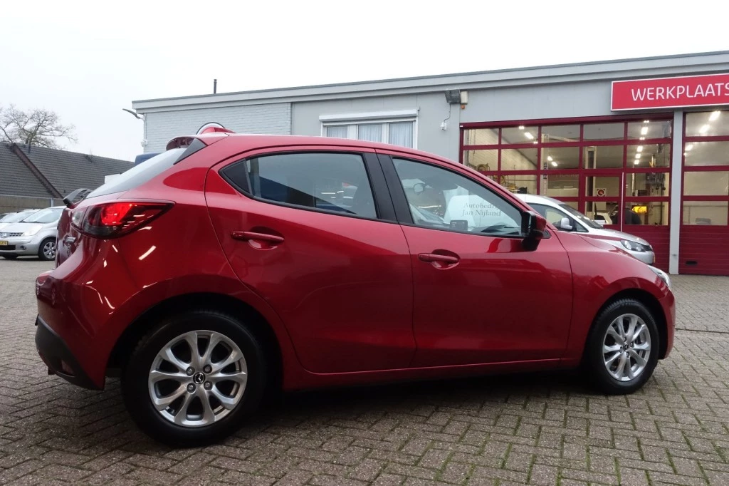 Hoofdafbeelding Mazda 2