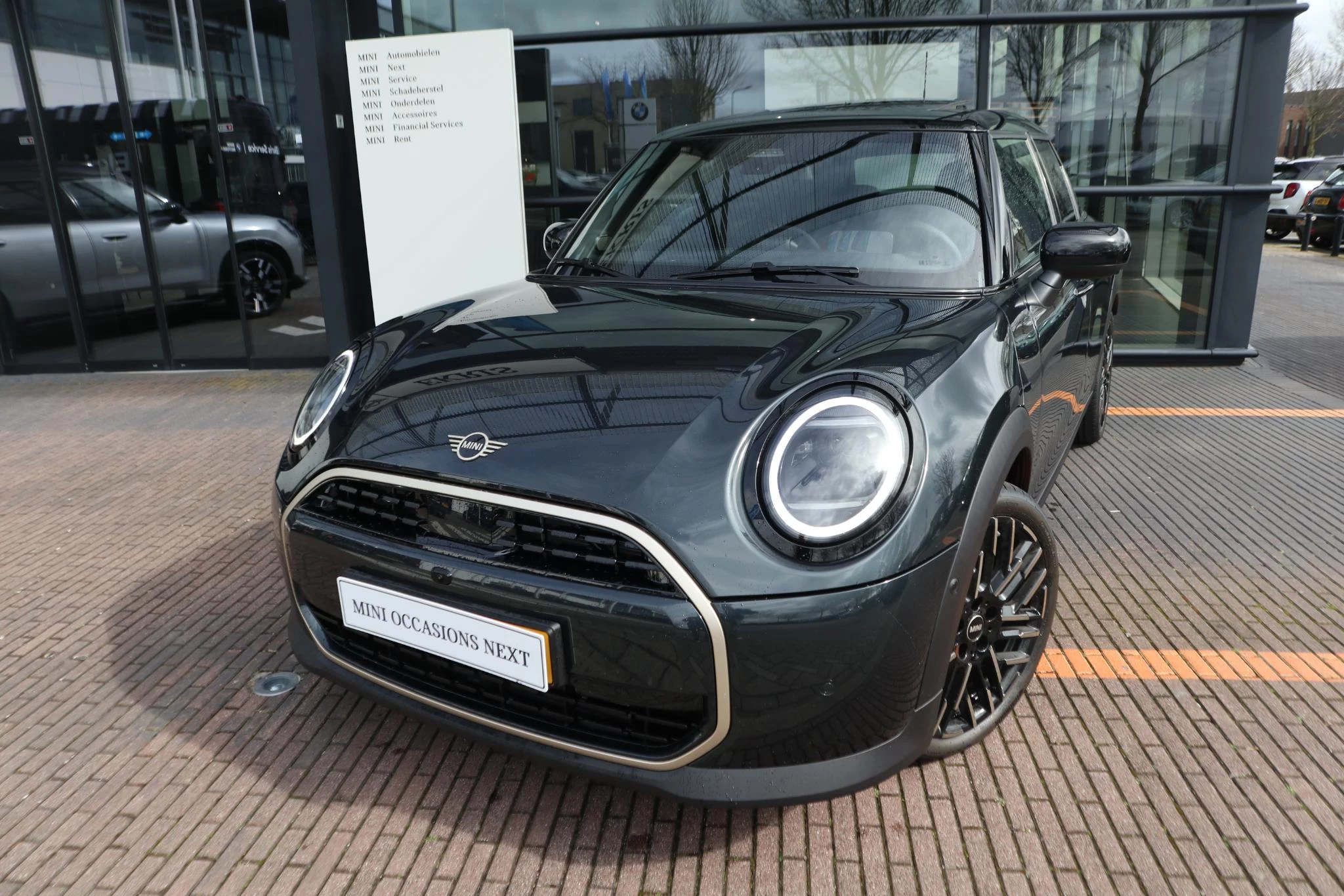 Hoofdafbeelding MINI 5-deurs