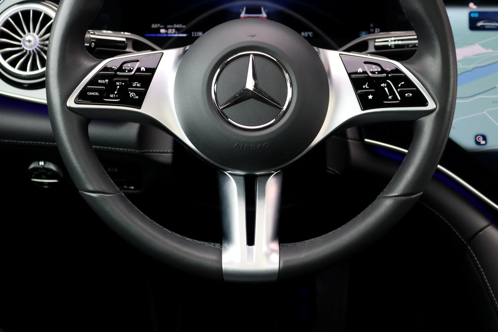 Hoofdafbeelding Mercedes-Benz EQE