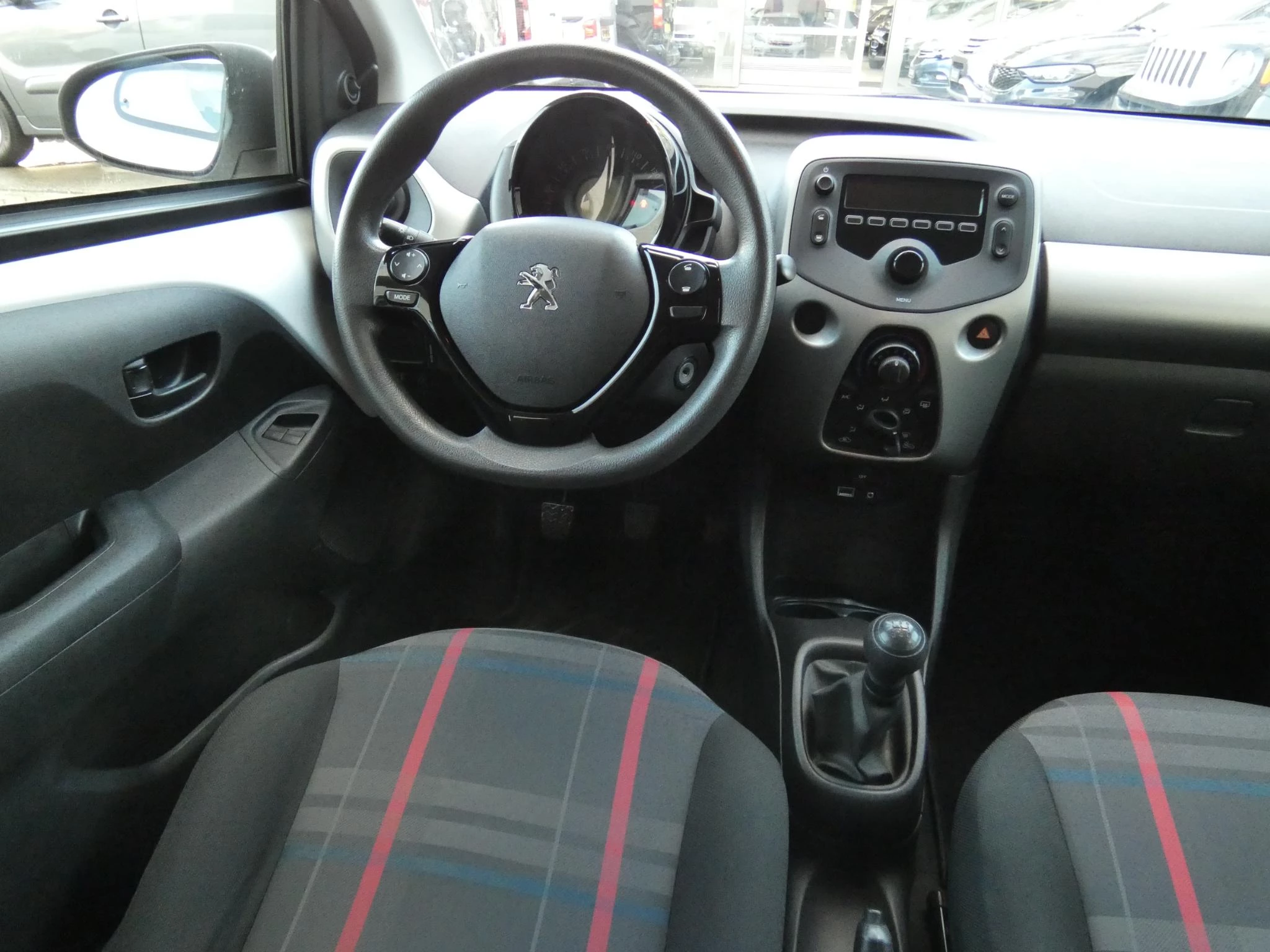 Hoofdafbeelding Peugeot 108