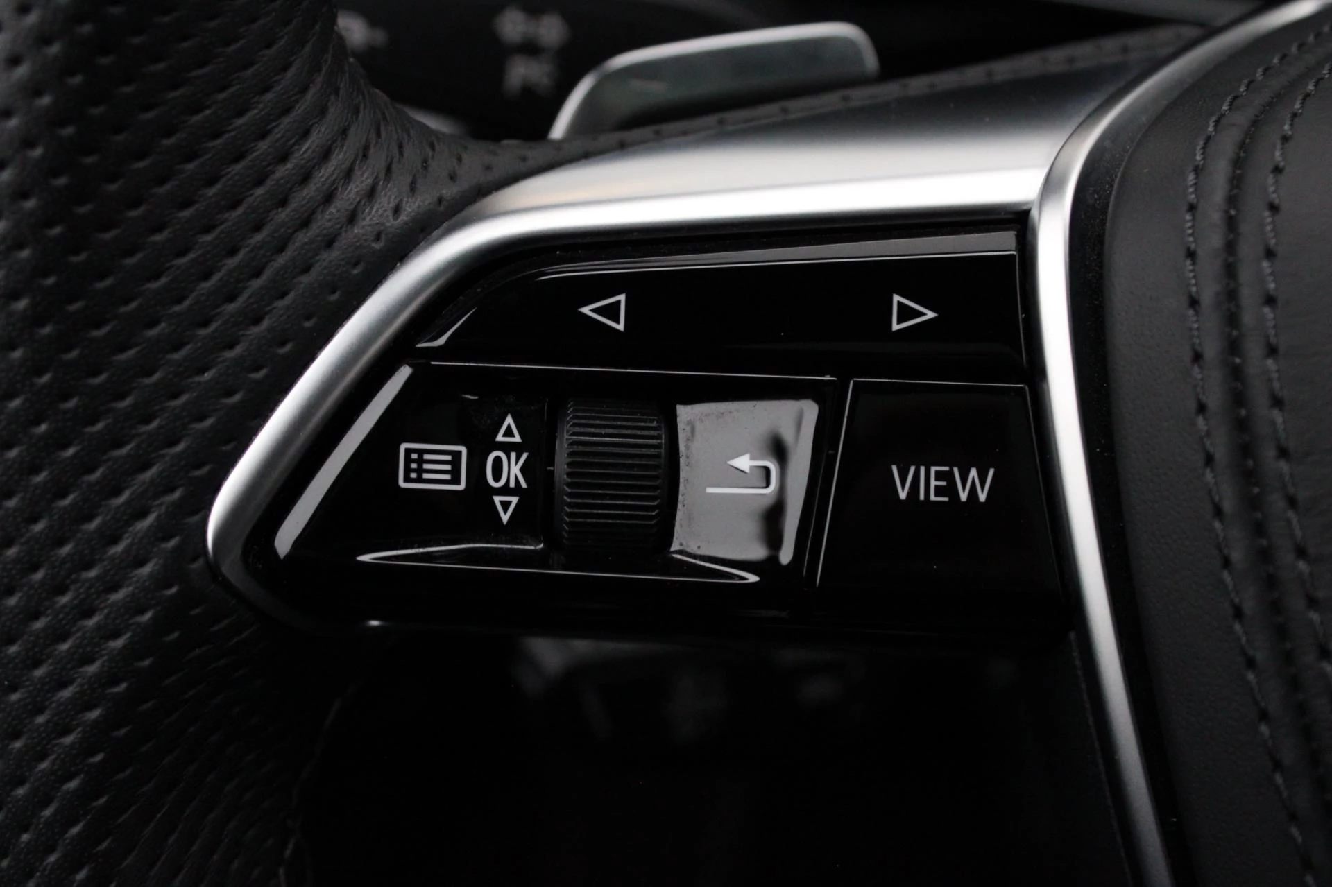 Hoofdafbeelding Audi A8