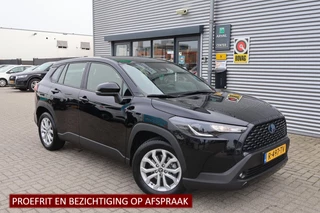 Hoofdafbeelding Toyota Corolla Cross Toyota Corolla Cross 2.0 High Power Hybrid Active 1e Eigenaar | Volledig Onderh | NAP | BTW | Camera | Carplay | Bots | AD Cruise | DAB | Keyless | NAV