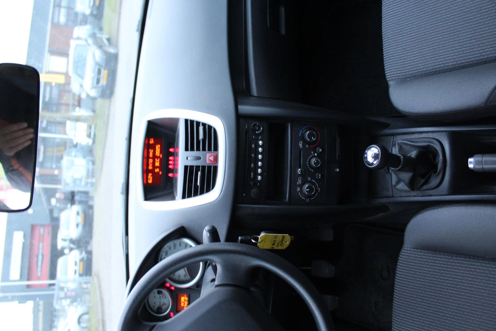 Hoofdafbeelding Peugeot 207