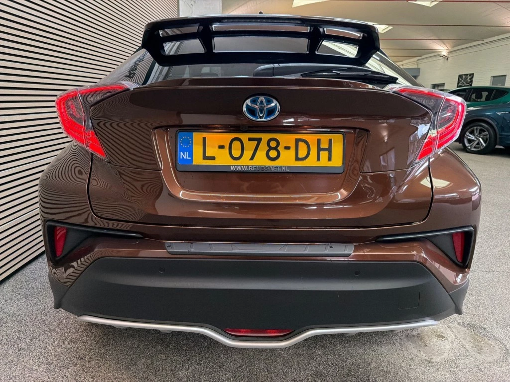 Hoofdafbeelding Toyota C-HR
