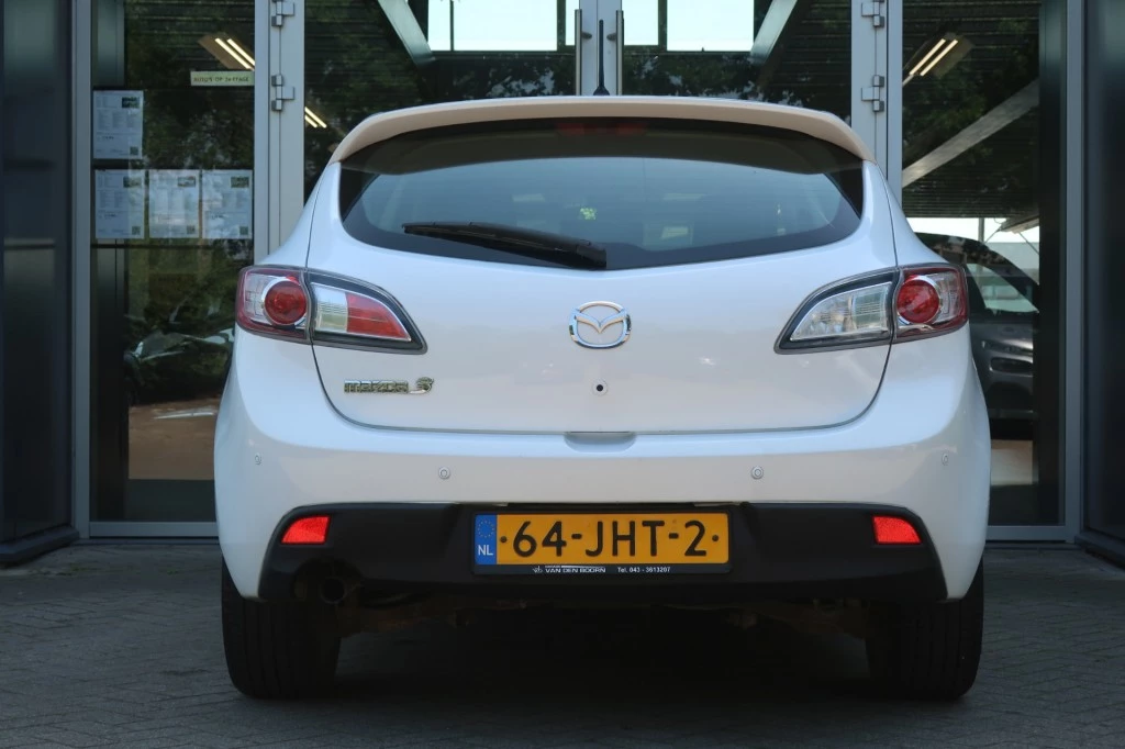 Hoofdafbeelding Mazda 3