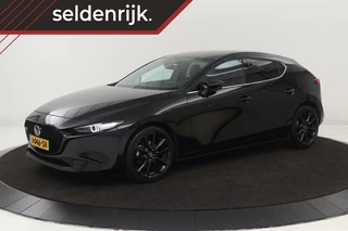 Hoofdafbeelding Mazda 3 Mazda 3 2.0 SkyActiv-X Luxury | Head-Up | Leder |  Stoel & stuurverwarming | BOSE Sound | Carplay | Adaptive cruise | Camera | Memory | Navigatie | Full LED | Keyless