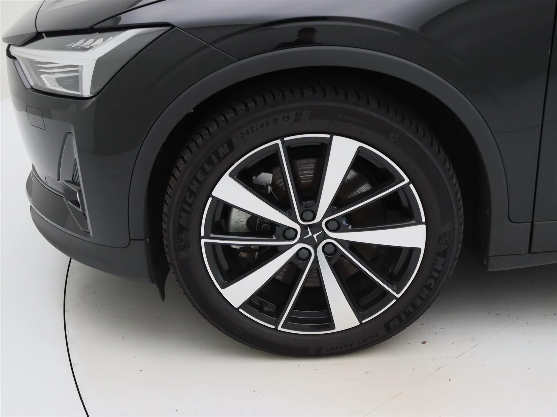 Hoofdafbeelding Polestar 2