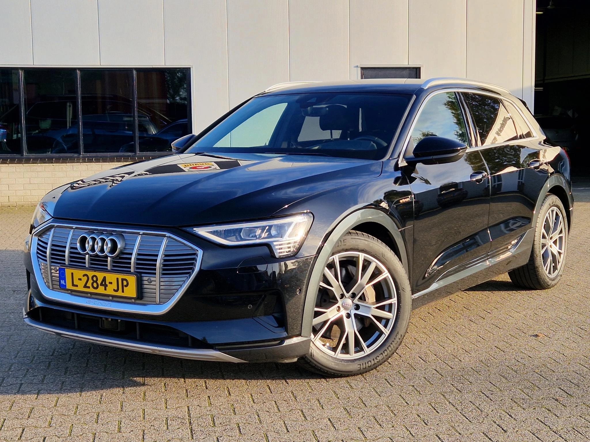 Hoofdafbeelding Audi e-tron