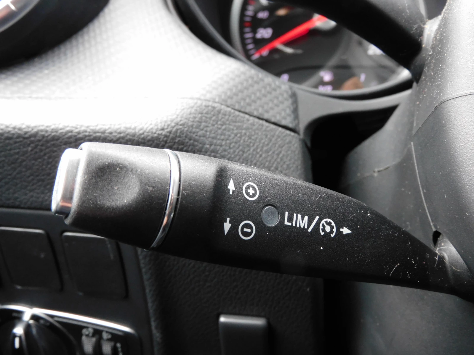 Hoofdafbeelding Mercedes-Benz X-Klasse