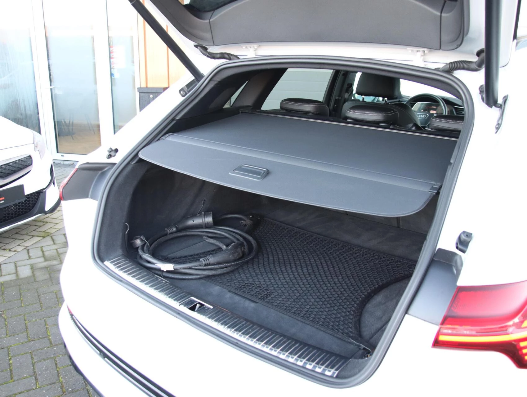 Hoofdafbeelding Audi e-tron