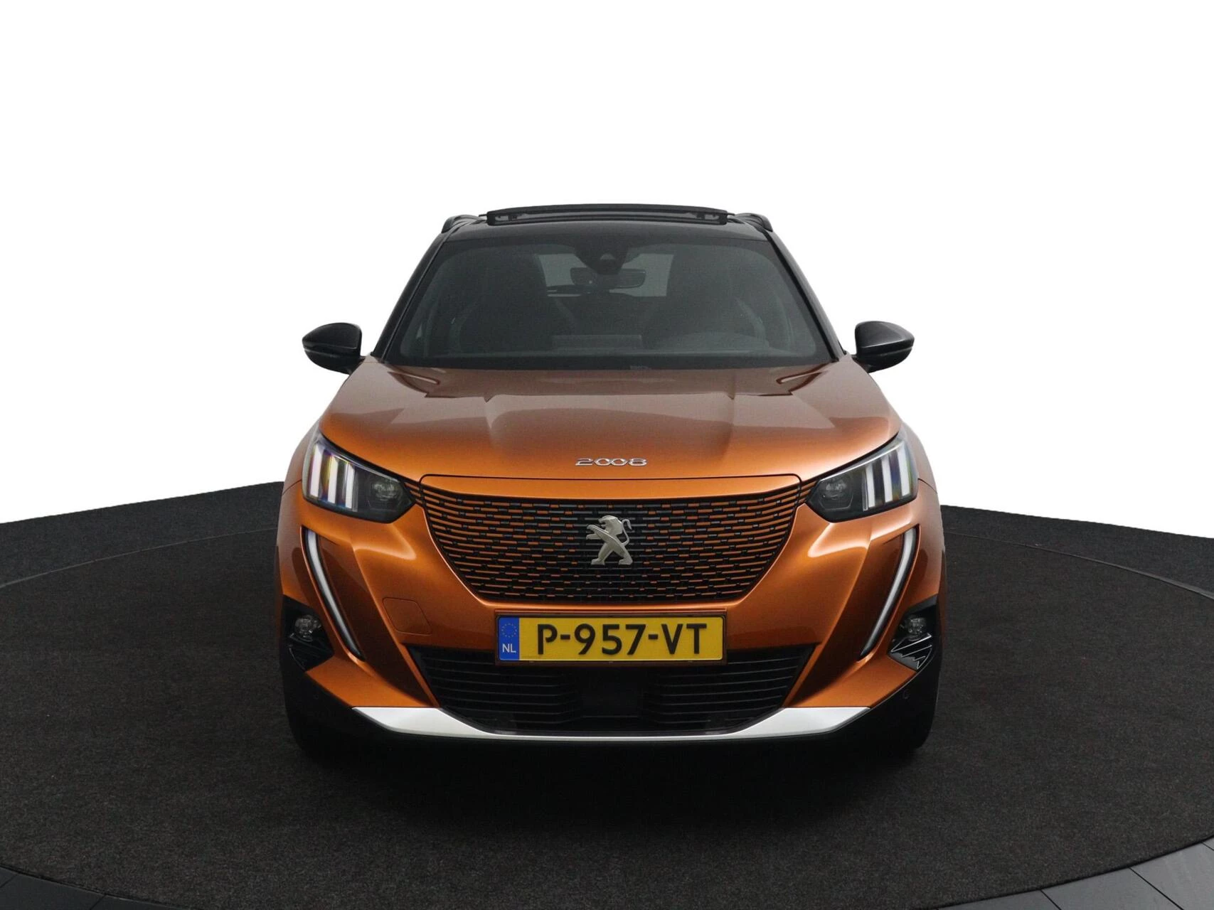 Hoofdafbeelding Peugeot e-2008