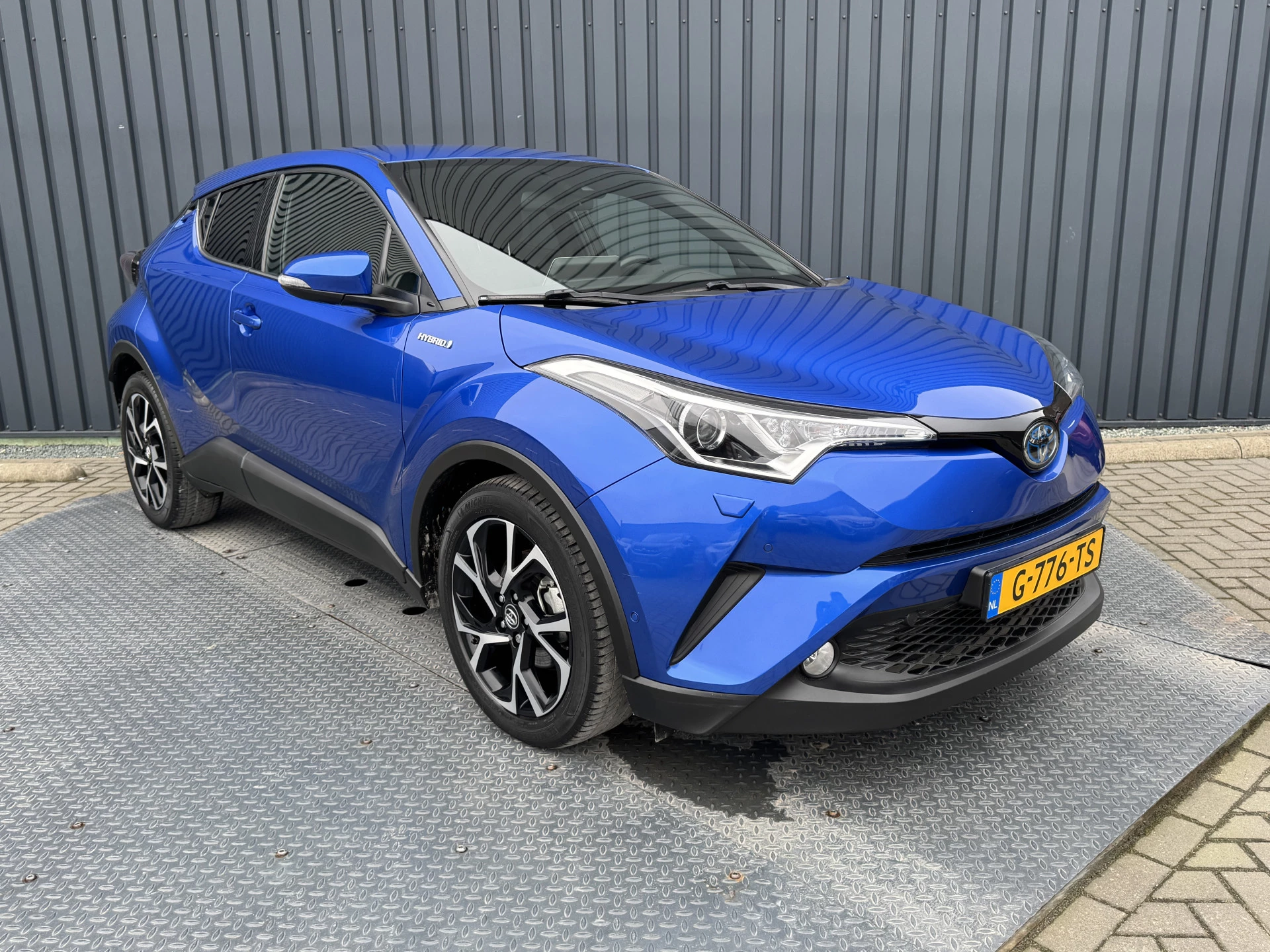 Hoofdafbeelding Toyota C-HR