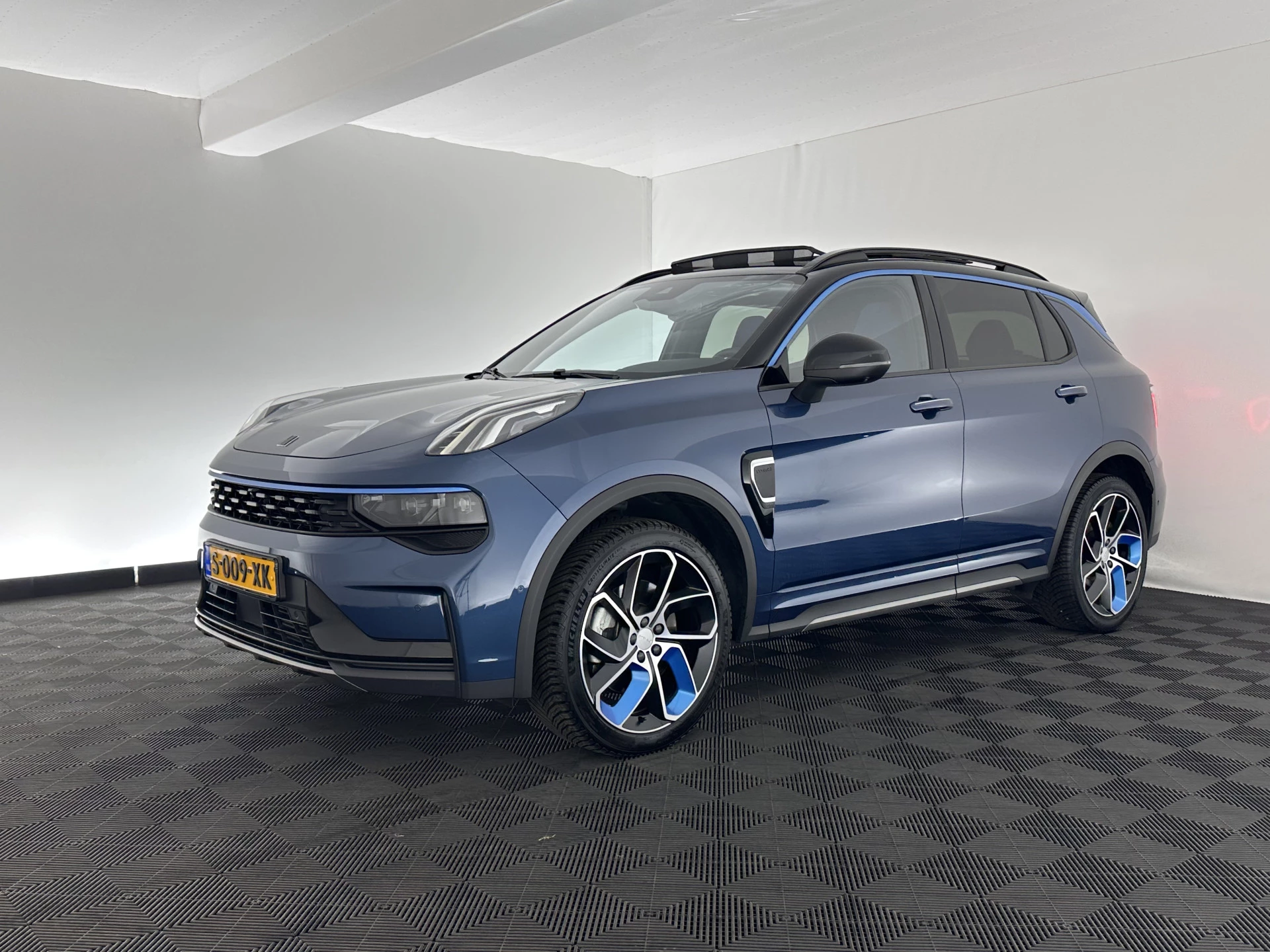 Hoofdafbeelding Lynk & Co 01