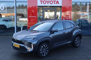 Toyota Yaris Cross 1.5 Hybrid 115 First Edition STOEL/STUUR/VOORRUITVERWARM. P-SENSOREN KEYLESS ANDROID/APPLE KEYLESS