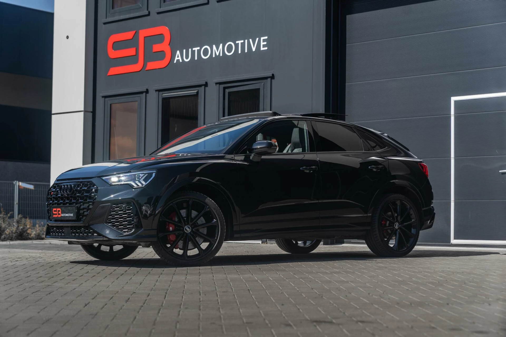 Hoofdafbeelding Audi RSQ3