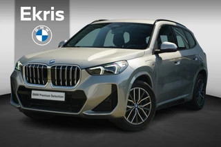 BMW X1 xDrive25e M Sport / Trekhaak / Driving Assistant Plus / Comfort Access / Elektrisch verwarmde voorstoelen / Sportstoelen voor