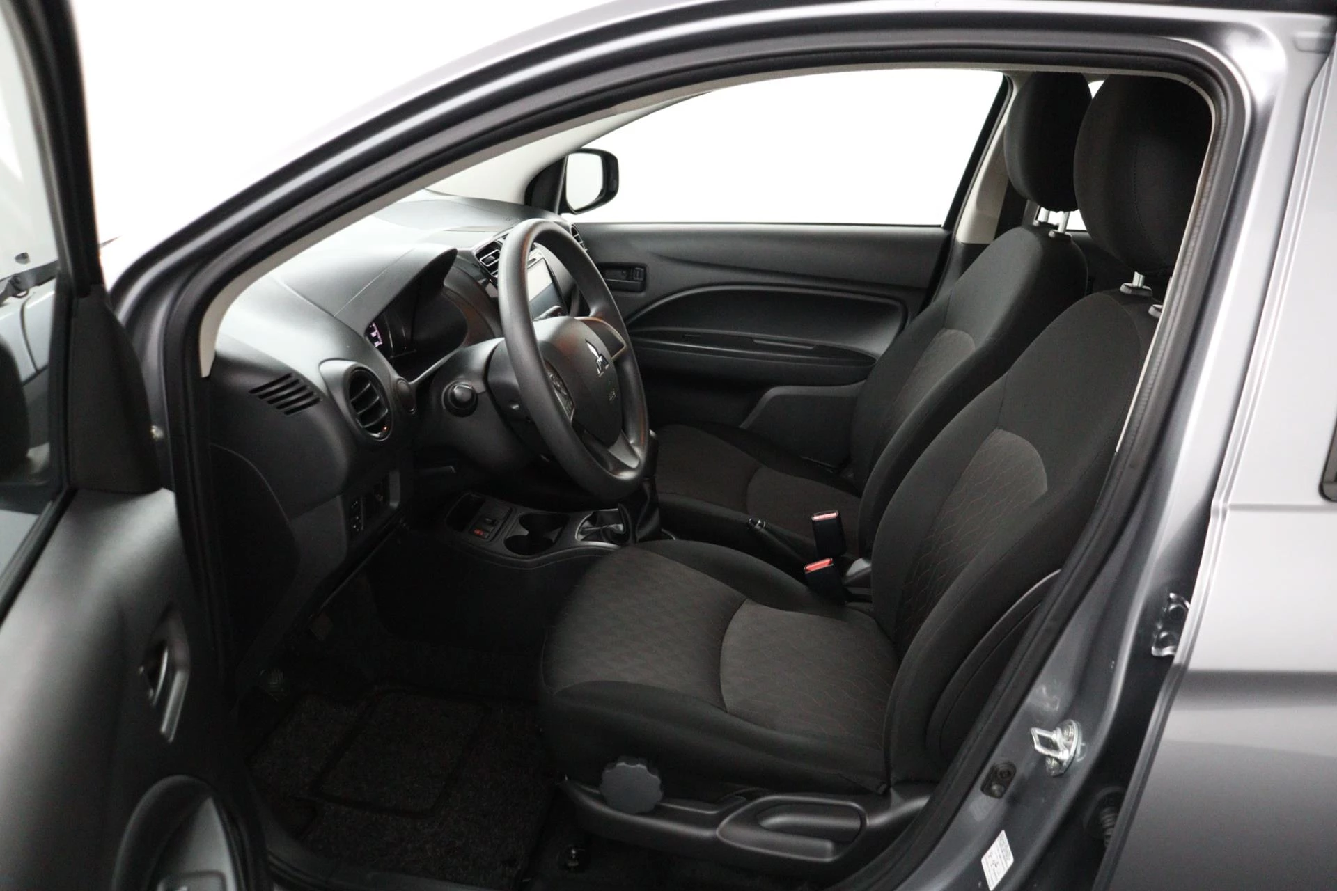 Hoofdafbeelding Mitsubishi Space Star