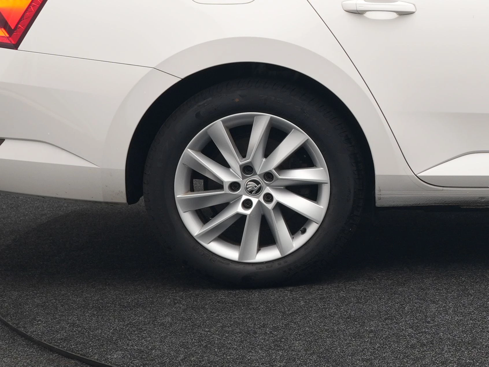 Hoofdafbeelding Škoda Superb