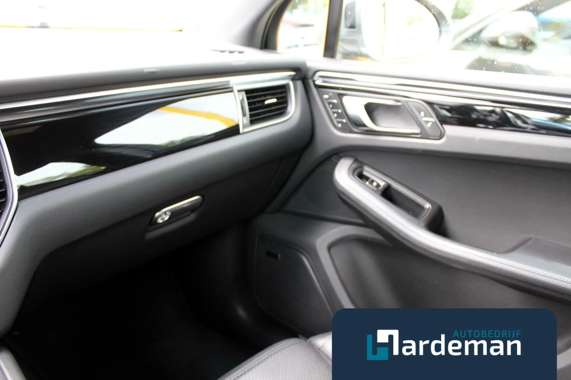Hoofdafbeelding Porsche Macan