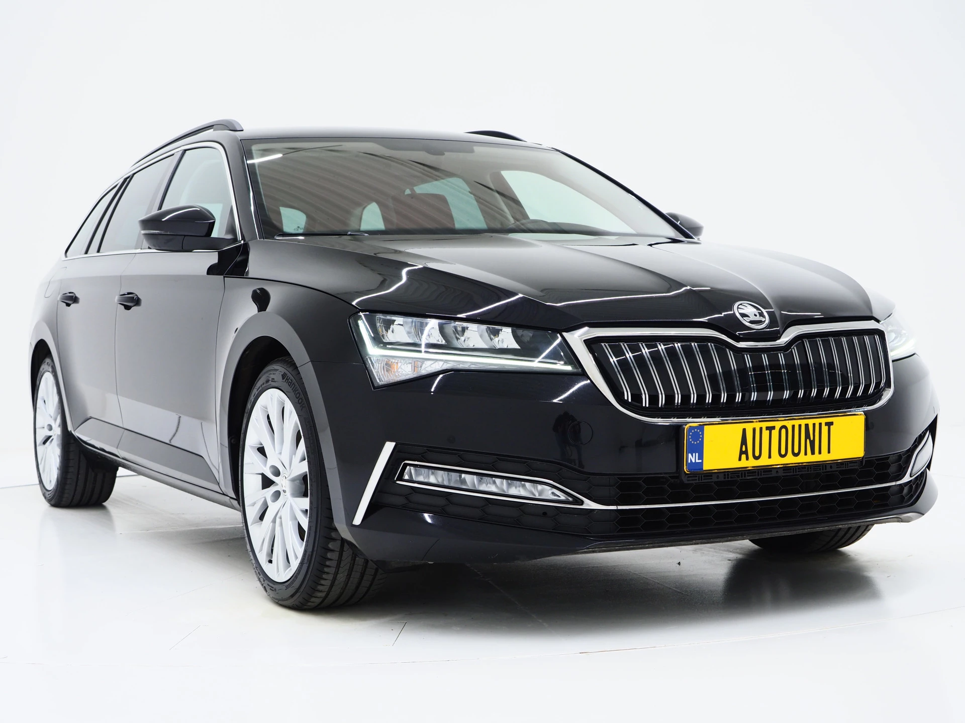 Hoofdafbeelding Škoda Superb