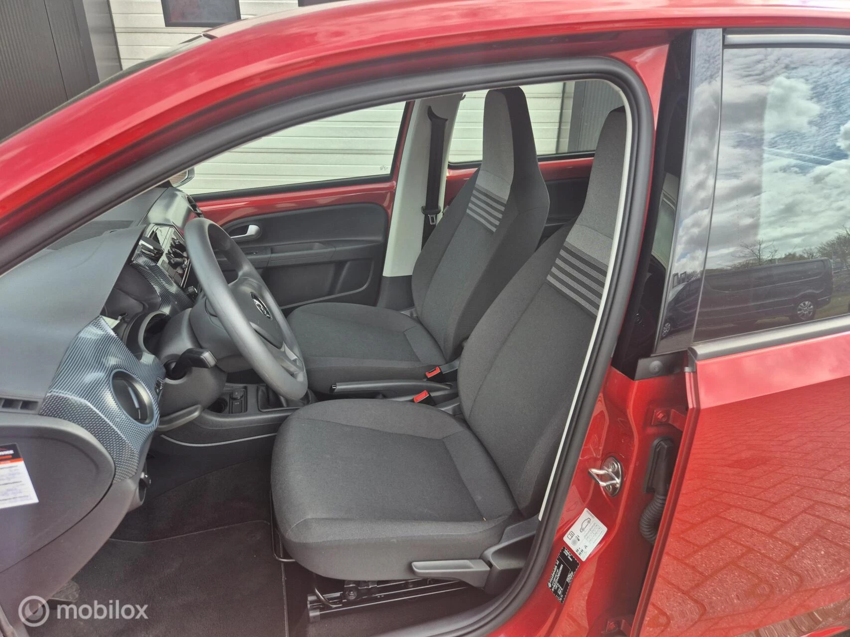 Hoofdafbeelding Volkswagen up!