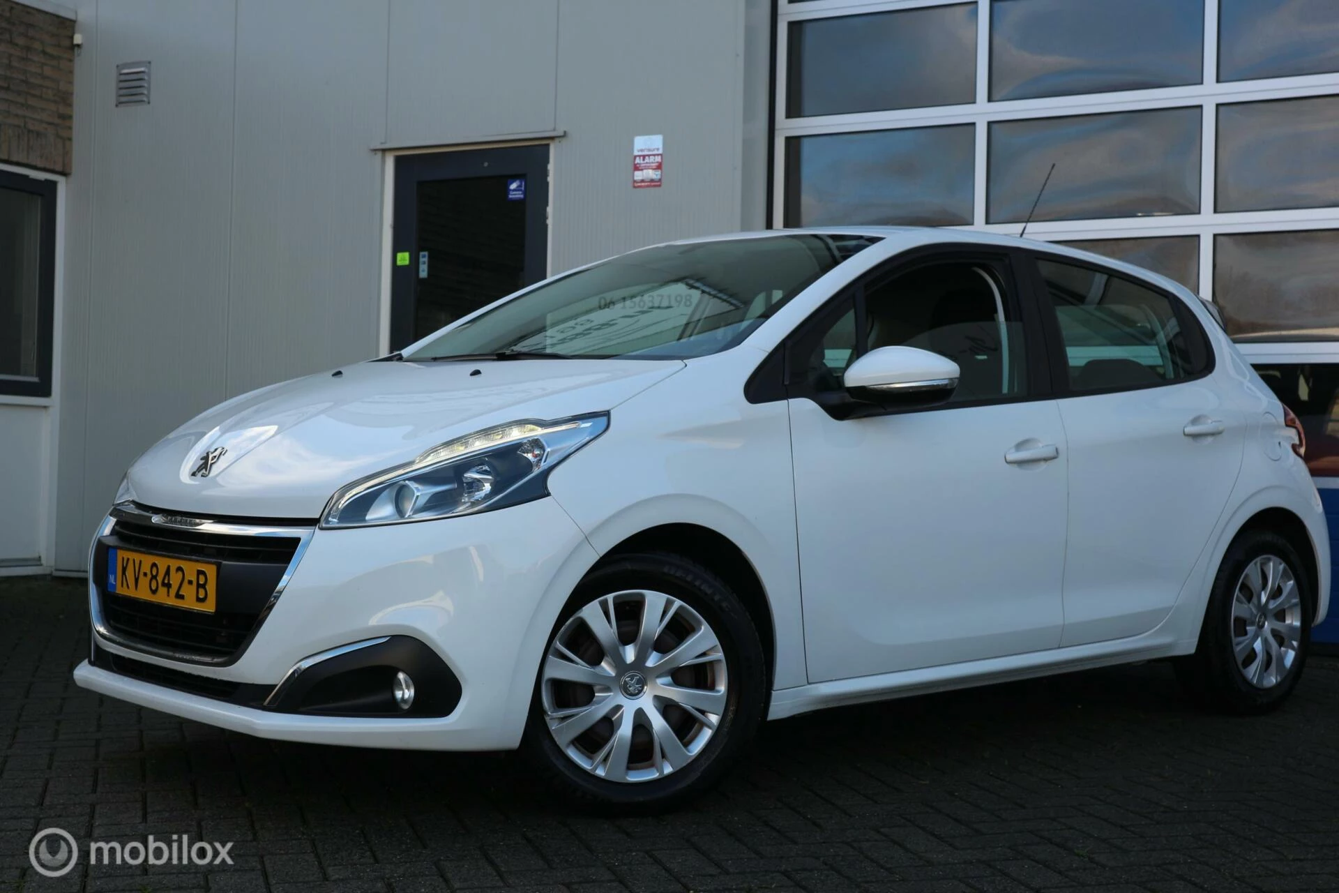 Hoofdafbeelding Peugeot 208