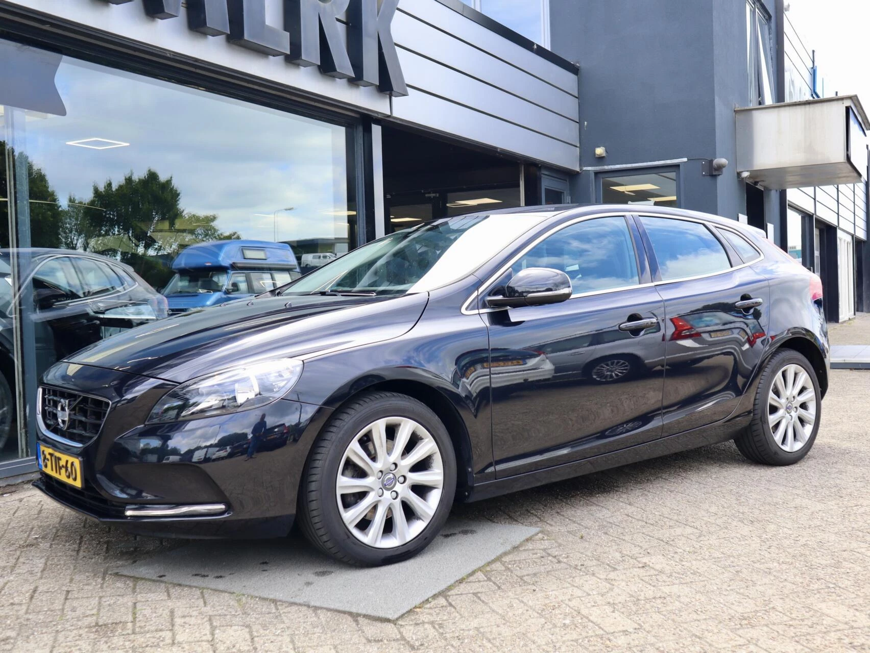 Hoofdafbeelding Volvo V40
