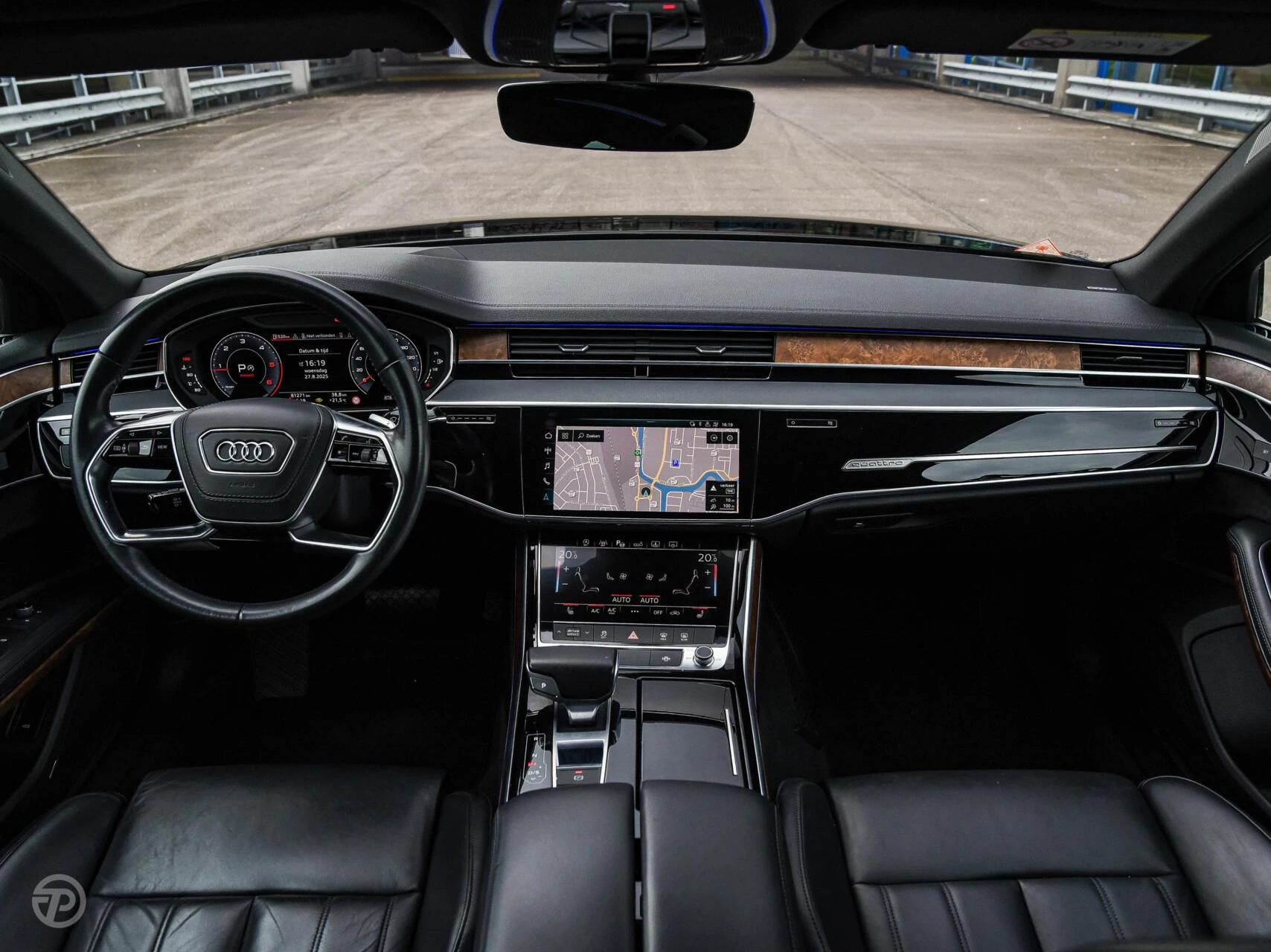 Hoofdafbeelding Audi A8