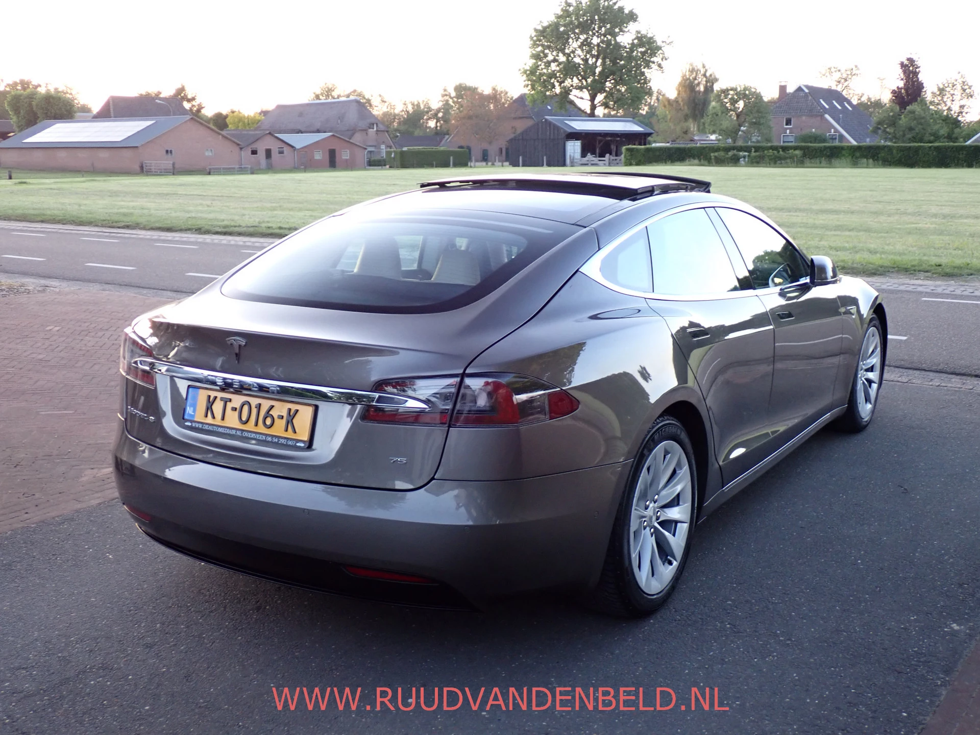 Hoofdafbeelding Tesla Model S