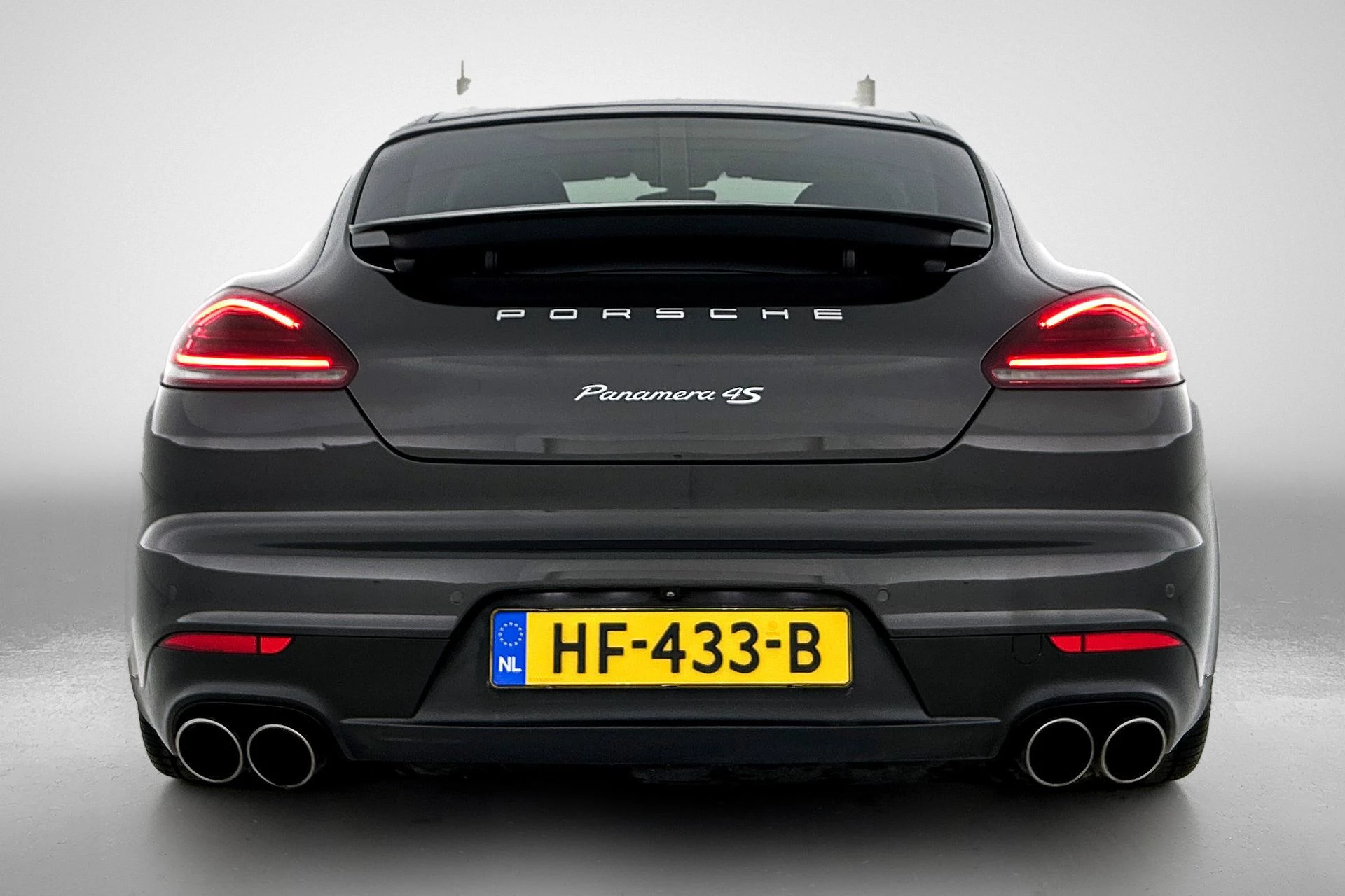 Hoofdafbeelding Porsche Panamera