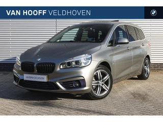 Hoofdafbeelding BMW 2 Serie BMW 2 Serie Gran Tourer 218i 7P High Executive Sport Line Automaat / Panoramadak / Sportstoelen / Head-Up / Park Assistant / Cruise Control / Stoelverwarming