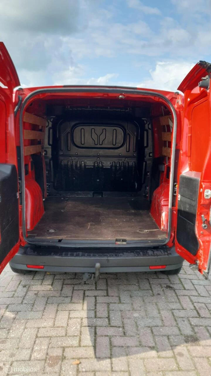 Hoofdafbeelding Opel Combo