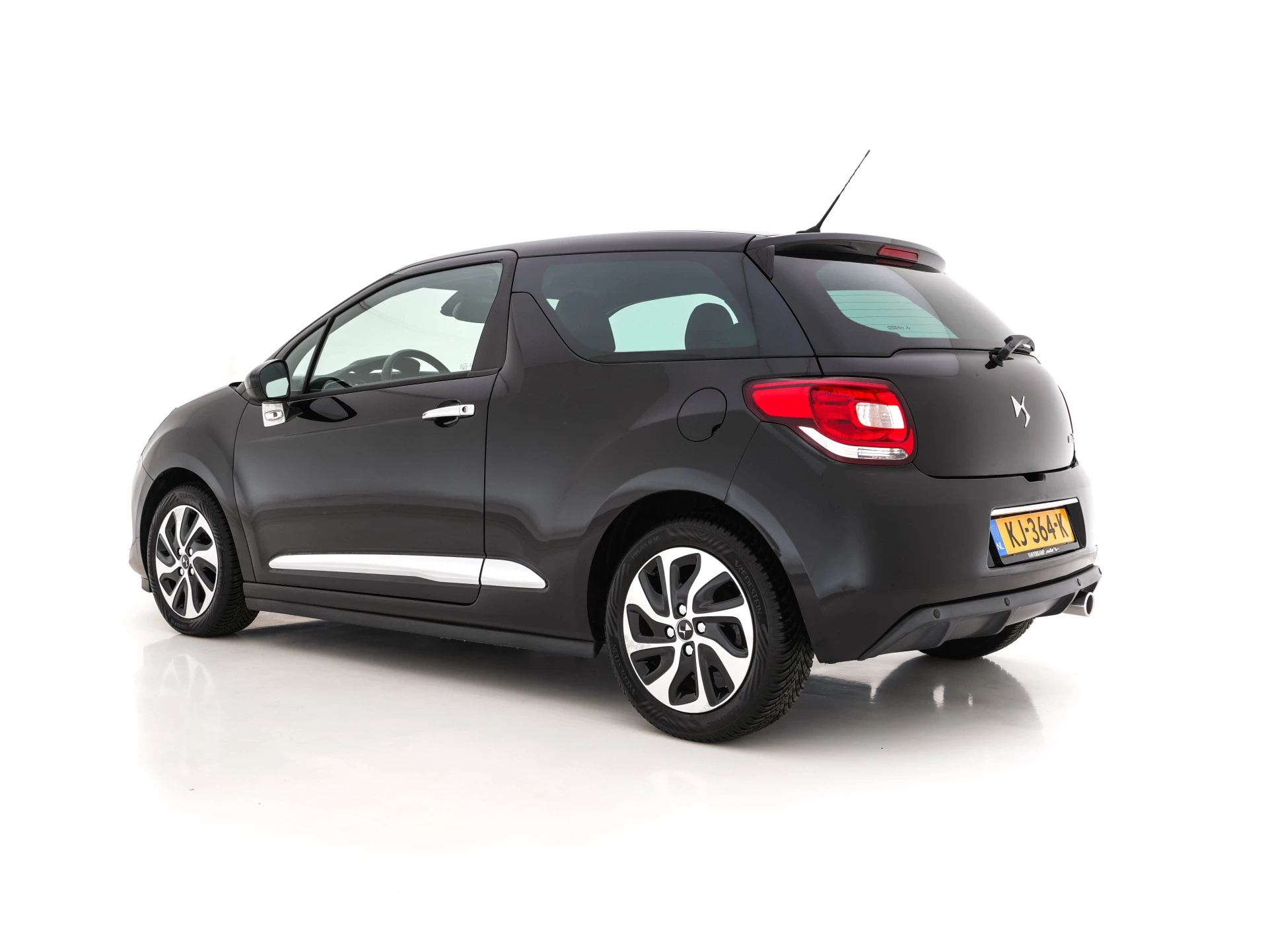 Hoofdafbeelding DS DS 3