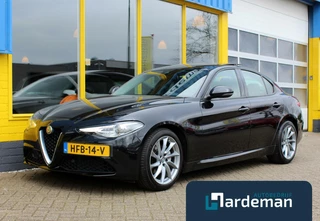 Hoofdafbeelding Alfa Romeo Giulia Alfa Romeo Giulia 2.0T Panorama Driver assist.