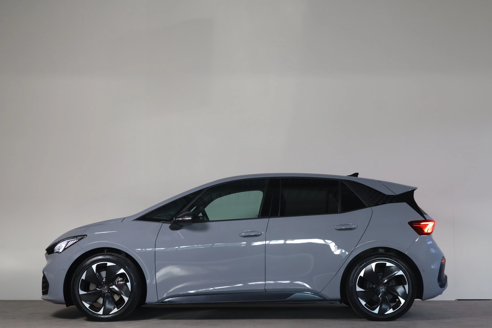 Hoofdafbeelding CUPRA Born