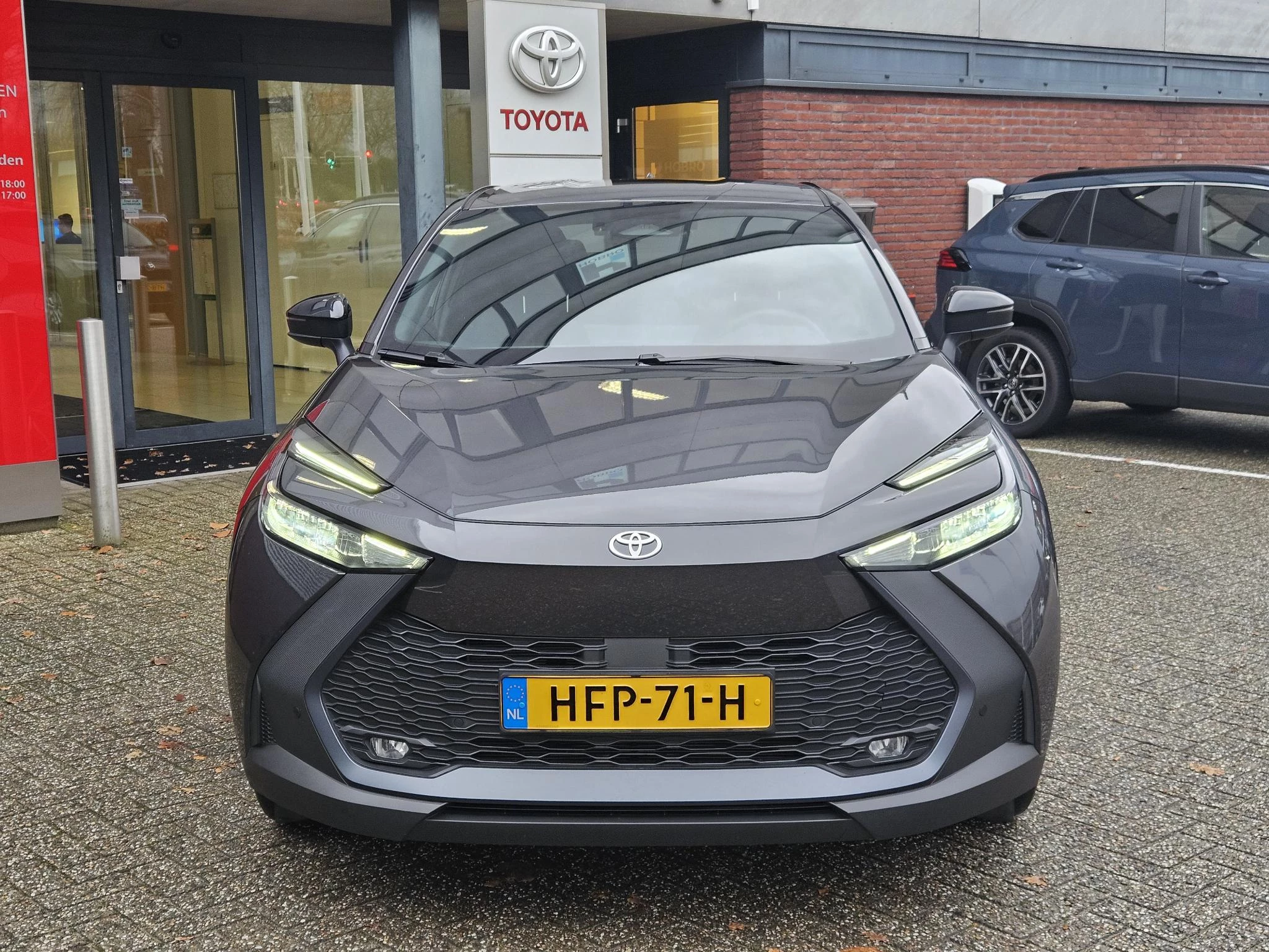 Hoofdafbeelding Toyota C-HR
